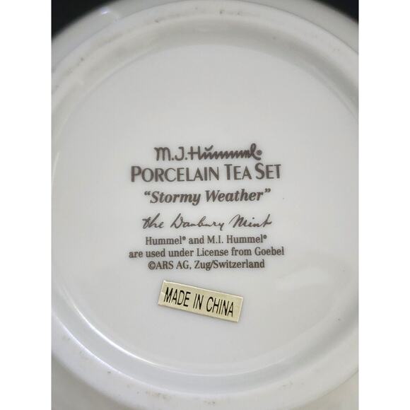 TEAPOT-MATCHING CREAMER-M.J. HUMMEL-DANBURY MINT-Porcelain-Germany-24 oz (Pot) - Picture 11 of 16